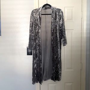 Gray velvet/velour duster, 3/4 sleeves and length
